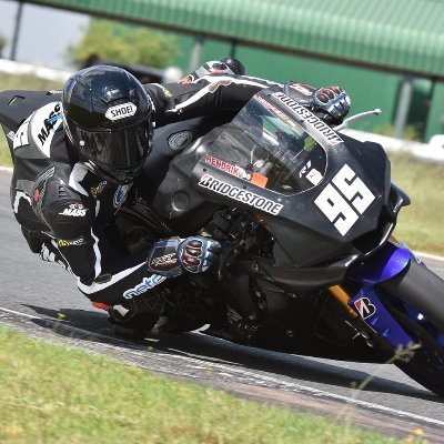 Superbike Racer || Offensive Cyber Security Expert