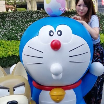 yuuu49526's profile picture. 小学生男の子2人のママ🪲少し前からHTML、CSSも全然完璧じゃないけど、vueでサイト制作頑張り中☆最近はワードプレスとjQueryを調べながら進めて、CSSのアニメーションにはまってますー！いつかは絶対プロになりたい！しまぶー様崇拝してます♡ お休みの日は作ってるサイトをつまみにお酒を飲むのが大好きです笑