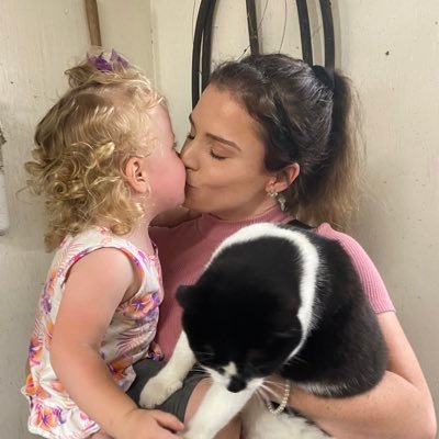 •24🎈 • IG annnathompson📸 • mama • SC anna.thompson18