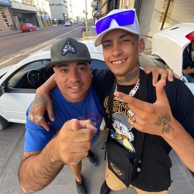 Representaciones artísticas, Grupos y Famosos, Sonido e Iluminación para distintos eventos. Contacto: Instagram @mauro_pardo - Celular 11-54916283 o 2954-586862