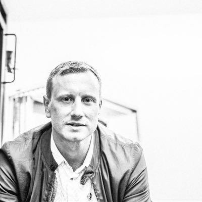 seamus_yang's profile picture. Twitteraholic. Student. Unapologetic pop culture junkie. Coffee fanatic. Total zombie lover. Bacon practitioner.