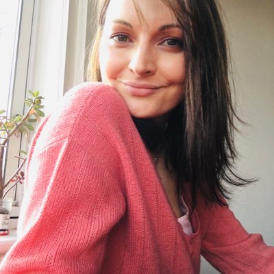 Phd alumna @UniStrathclyde, @eprc_eu, @StrathPolIR in EU public policies.