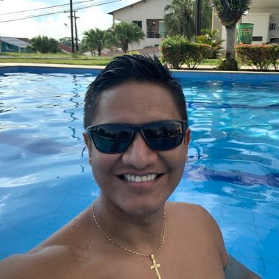 FabioFlb18's profile picture. Música, Futebol e Política