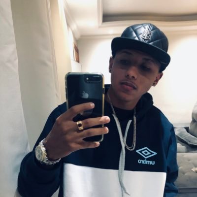 Aquele que tem Deus como seu guia, jamais teme o caminho que anda...🍃🍀🎈