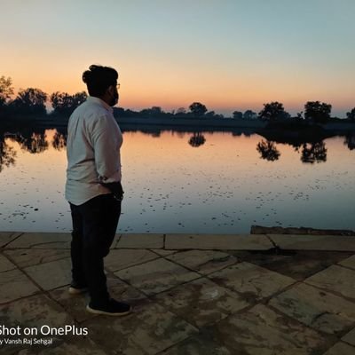 _creyente_20's profile picture. Philanthropic

Believer

Adventurer

Egalitarianism☮️