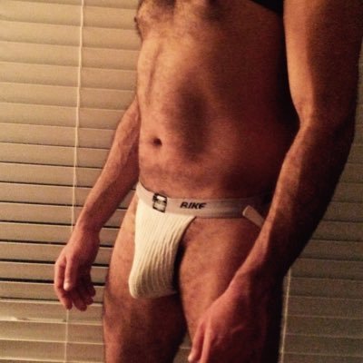 hung, gay, masculine, vers