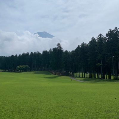 kazuhima46's profile picture. バツイチ子持ちです　子供に手もかからなくなり、色々あるけどストレスなくやりたい事やってこ！と言いながら、結局は自分を着飾っちゃうんだよね〜😔まぁ裏垢的に自由にやってきます えっちな欲望も楽しみましょ〜