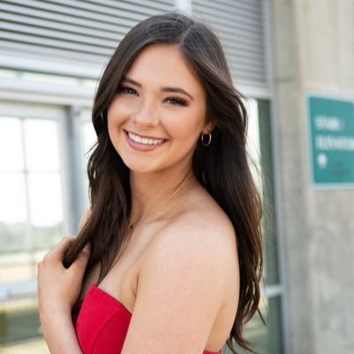 katecoates03's profile picture. 