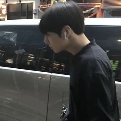 7ecouter's profile picture. My heart is, and always will be, yours.