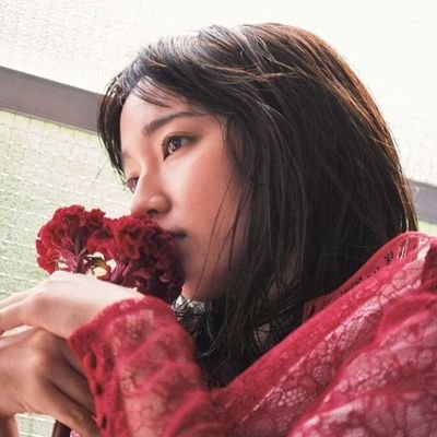 Prettyhooya's profile picture. 로멘스 웹소설 웹툰에 진심인 사람.


떡볶이가 좋아요♥♥♥