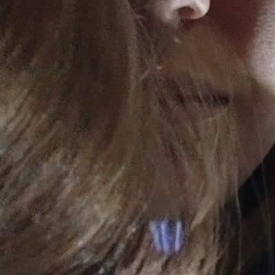 chalhum's profile picture. 