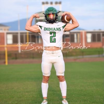 🏈Slot/Safety, Shorter University ‘26 Height-5’10, Weight-180, 40 time-4.60, Squat-450, Bench-315, Powerclean-290, GPA-4.3, First team all region athlete