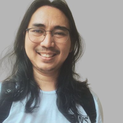 _ariefs21's profile picture. husband, father, coder, guitar's