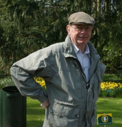Gepensioneerd militair, nu secretaris Historische Vereniging Oud Lisse en vrijwilliger bij F.C. Lisse