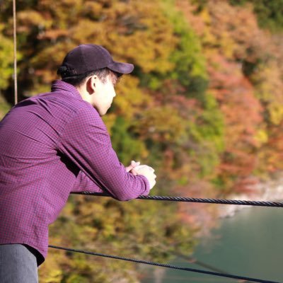higehigetravel1's profile picture. 【時間や場所に縛られないスタイル✈︎】営業職を経て独立🧔🏻♂️(24)→ECサイト作成や動画編集、Webデザインやってます!👔 世界を旅したい✨自分で人生のスタイルはつくれる✨旅行✈️自然🌱が好き!筋トレ💪カメラ📸にハマってます!