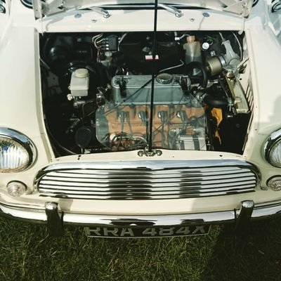 I am the proud owner of a 1981 Mini Pick-Up. I read fantasy fiction books, I play Pc games - Diablo 3 & Skyrim mostly. I'm also a Dad, although still learning..