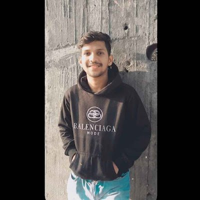 TejasPadave3's profile picture. Connecting Dots •••
