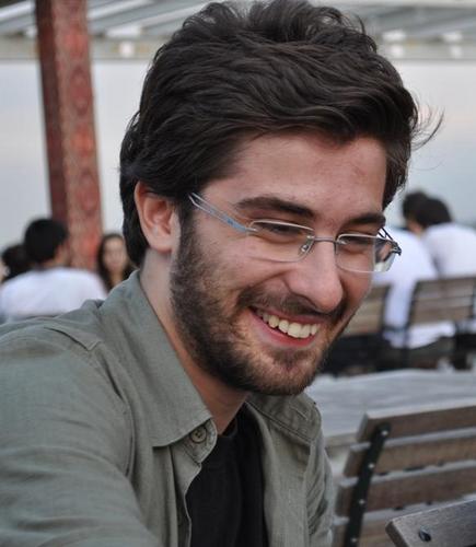 aliaydintepe's profile picture. Takipçi kasmıyorum, niyetim sonsuza dek bu mesajı vermek...