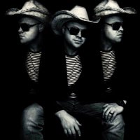 J.D. Graves (@jdgraveswriter) 's Twitter Profile Photo J.D. Graves (@jdgraveswriter) 's Twitter Profile Photo