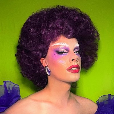 fulltime human roach へ(❍∠❍)へ ・:*:・゚★,。・:*:・゚☆ drag race down under season one ☆.。.:* she/they
