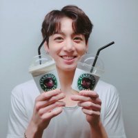 ちえ🅖🅞🅛🅓🅔🅝 (@army___tadacche) 's Twitter Profile