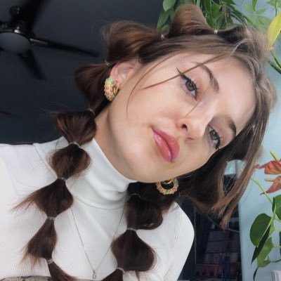 ChlumeckyEmma's profile picture. (´｡• ‿ •｡`)