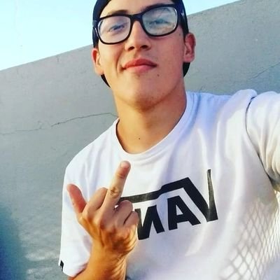 tomas4199's profile picture. la vida es un péndulo, lo que reíste llorarás y lo que sufriste gozaras.