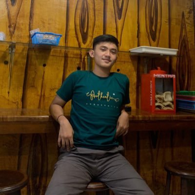 NandaHi34130508's profile picture. 