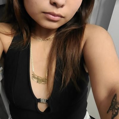 elazitbeh's profile picture. -.-