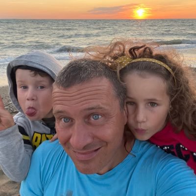 CTirinnanzi's profile picture. Giornalista, Webmaster @Pensaliberoit, Editore & Webmaster @Fiorentinanews, Segreteria Presidenza Regione Toscana