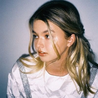 𓂃♡ 'cause i’ve got crazy stupid silly love for @nowunited
