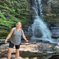 Miranda Nothstein (@mirandan1029) 's Twitter Profile Photo Miranda Nothstein (@mirandan1029) 's Twitter Profile Photo