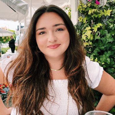 sienastreiber's profile picture. Writer. Singer-songwriter. Coverfly Endorsed. Only Murders In The Building (S3). Part time employee, full time friend.