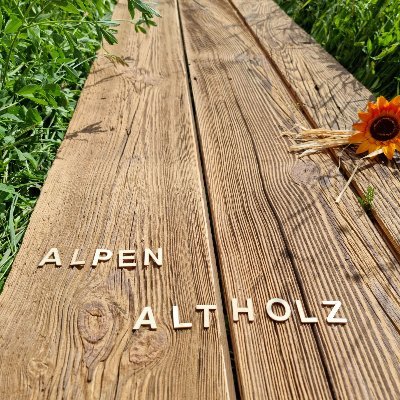 Alpen Altholz  ist eine kleines Familienunternehmer mit ganz viel Leidenschaft für Holz , welche sich mit Ankauf und Verkauf von altem Altholz befasst.
