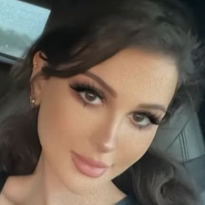 لن أغرد بما يريد الناس .. رأيي قد لا يعجبك ولكنه يبقي رأيي !!