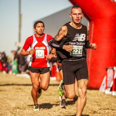 Músico/Runner
マラソン選手 / Maratonista
Trainer @HFtrainingteam
Referente @gssrunningteam
