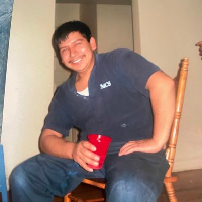 tony1rojas's profile picture. 