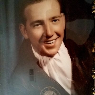Constitutional Conservative, https://t.co/bKbEWDvmoW Veteran-  Dad, Grandfather, Great grandfather. No Porn, No DM'S I will delete.