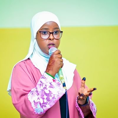 Muslim🕋 📍hargysa,somaliland💚🤍❤️ Double degree 👩🎓 IT technicalities 🖥 Medical laboratory 🔬 30/11/2012💔 daddy 😢 20/10/2020 👩🎓1 30/9/2021👩🎓2 📚