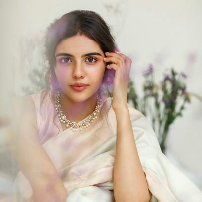 bhaistar8's profile picture. Forever Akkineni Fan 😎 Hindu 🕉️ Sachin & Rohit Fan 🏏 🇮🇳
Kalyani Priyadarshan ♥️