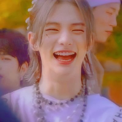 ลูกชื่อฮยอนจิน ลูกสะใภ้ชื่อจองอิน หลานรักชื่อฮันจีซอง
#hyunjin #yanggeongin #hanjisung #hyunin #stray_kids
#Straykids @Straykids
🍀🍀🍀🍀01072021🍀🍀🍀🍀