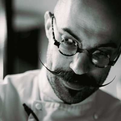 Head Chef of @PomusMargate working alongside @RyanJacovides
MasterChef finalist 2015 - The one with the moustache
Husband to @BeckyLRodd
He/Him - Drink/Drunk