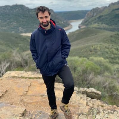 Me han bloqueado la cuenta de @pabloamanecer. Así que a rehacer esta 🤡
Sigo siendo el mismo, pero mejorado.