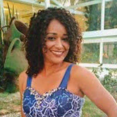 Cristã, mãe de dois meninos, conservadora, Psicopedagoga