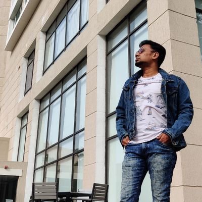 josiahimmanuelm's profile picture. You have to travel far to come to a short distance.