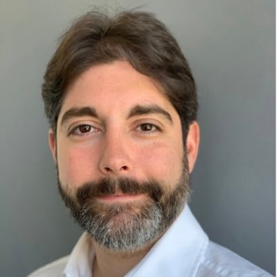 Product Craftsman. Tinkering on something. AI + Healthcare : The next frontier of human wellness. https://t.co/g20CUQwf2x Ex: @wealthfront, @bloomberg, @wharton