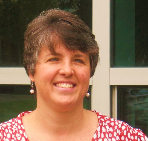 BirdsComeHome's profile picture. Internship Director at Isenberg School of Management, UMASS - Amherst. Musician. Lover of all creatures with wings.