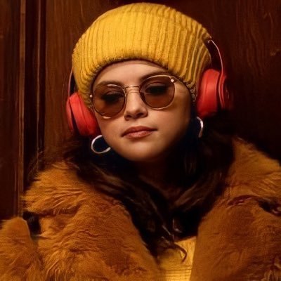 WatchMabelMora's profile picture. Here to help you watch OMITB.