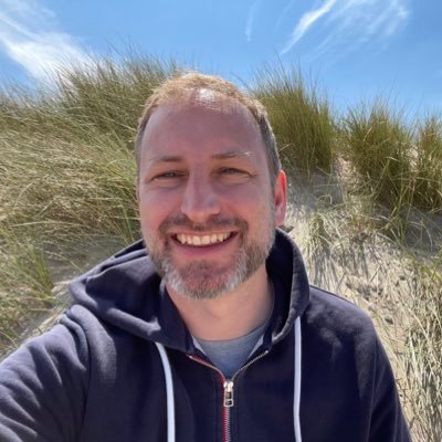 Chief Pharmacist @SFHTPharmacy with an interest in all things respiratory and CF. Fan of books and the music of grumpy old men