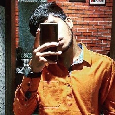 Siddharth7831's profile picture. Wanna disappear!